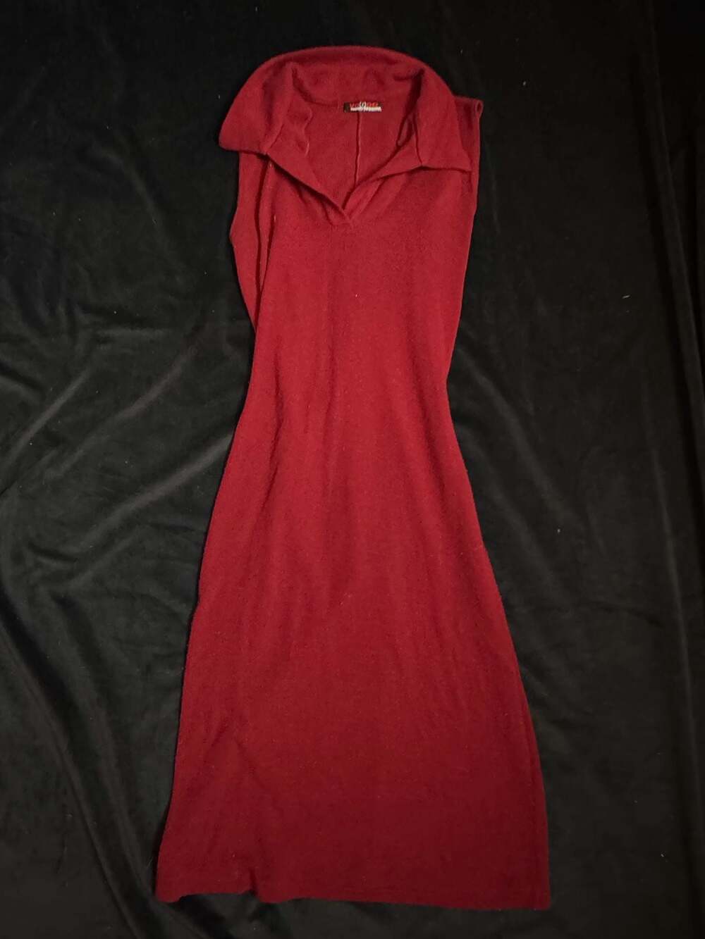 Voodoo Red Sleeveless Hooded Midi Sweater Dress